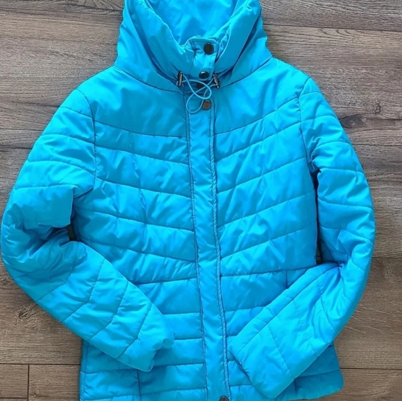Barely Worn- PLATINUM -Womens Blue Quilted Jacket, Zip & Snap front- Size Small - Picture 3 of 3